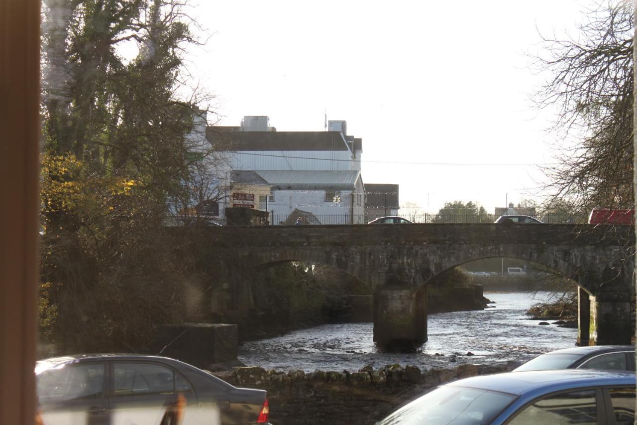 The Bridges Bed And Breakfast Donegal Town ภายนอก รูปภาพ