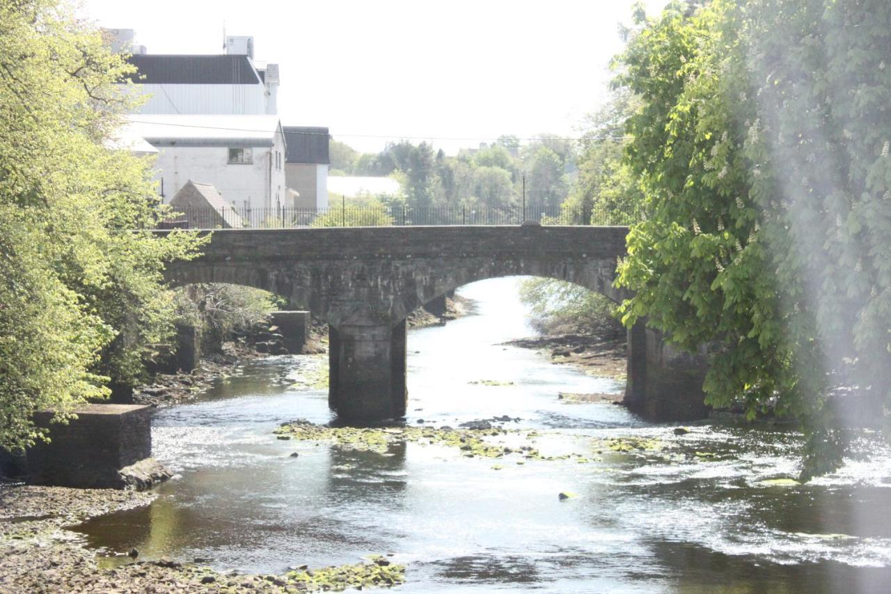 The Bridges Bed And Breakfast Donegal Town ภายนอก รูปภาพ