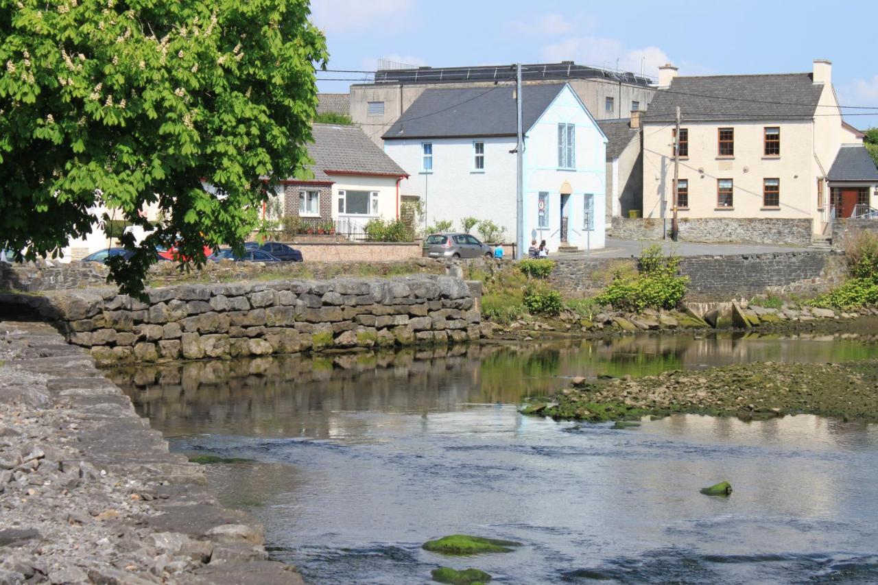 The Bridges Bed And Breakfast Donegal Town ภายนอก รูปภาพ