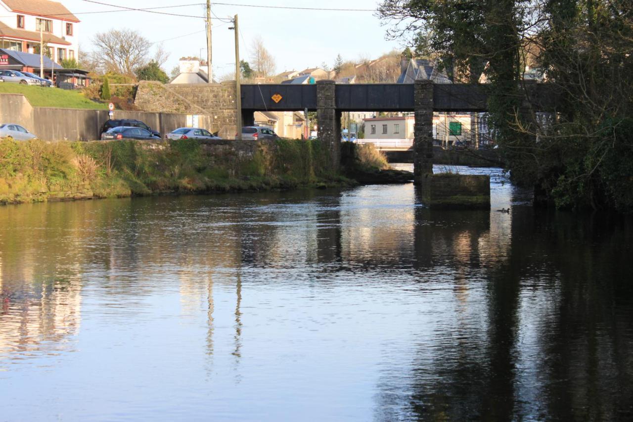 The Bridges Bed And Breakfast Donegal Town ภายนอก รูปภาพ
